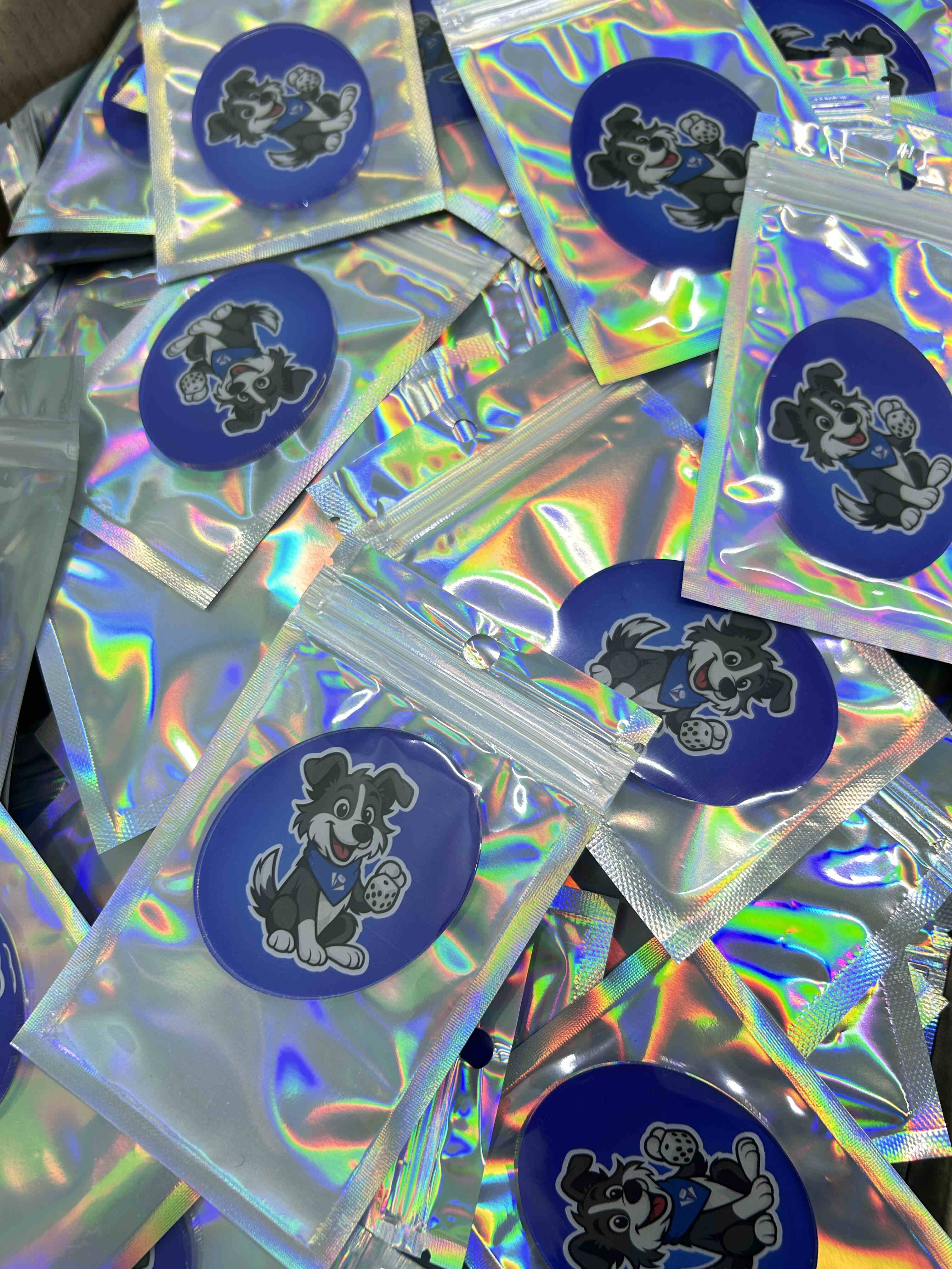 Услуга упаковки товаров для маркетплейса - магниты в зиплоках