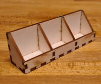 Лоток с наклонной стенкой