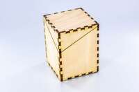 Коробка с разной высотой в каждом углу